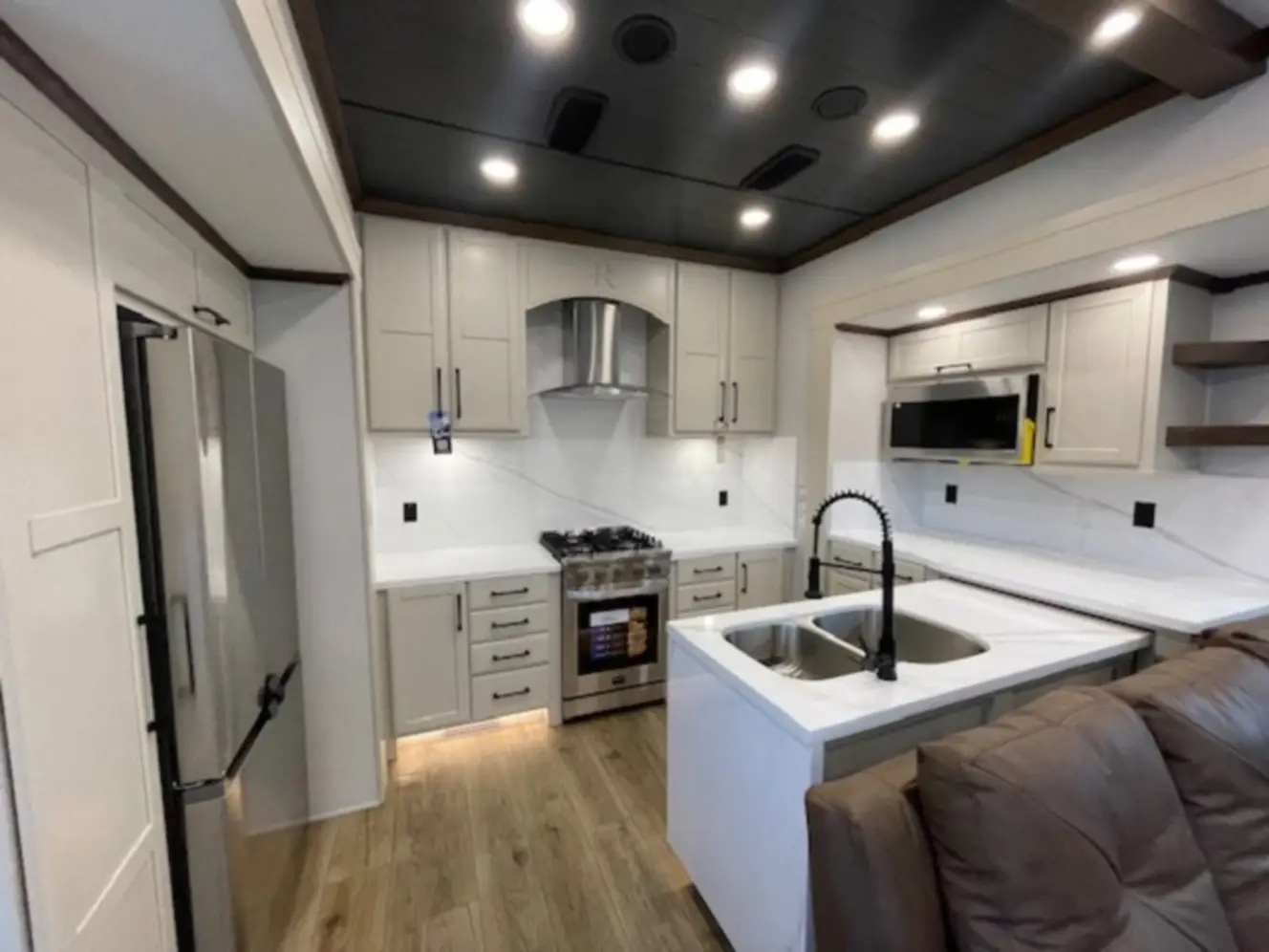 FOREST RIVER RIVERSTONE 43BFC