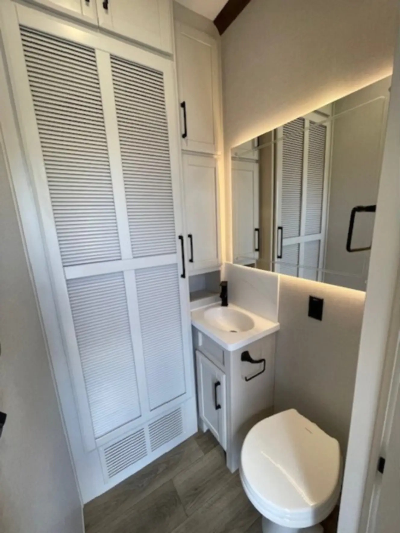 FOREST RIVER RIVERSTONE 43BFC
