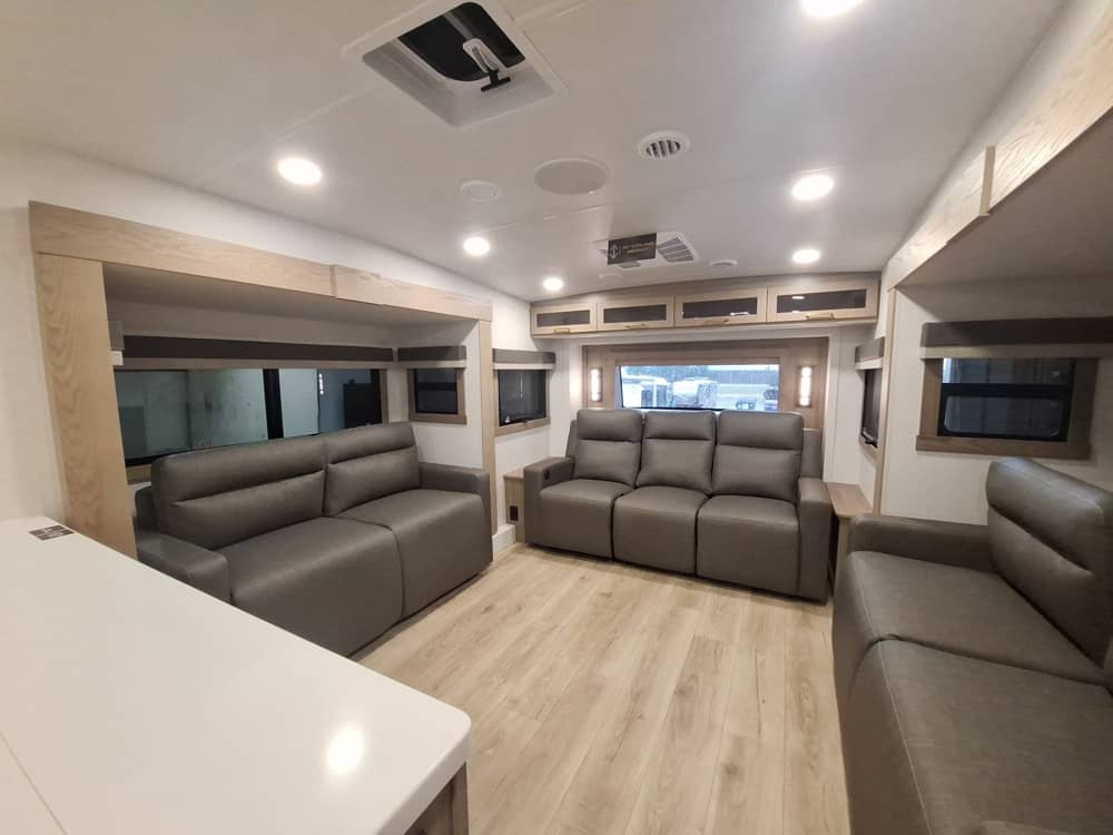 FOREST RIVER ROCKWOOD SIGNATURE 402SFL