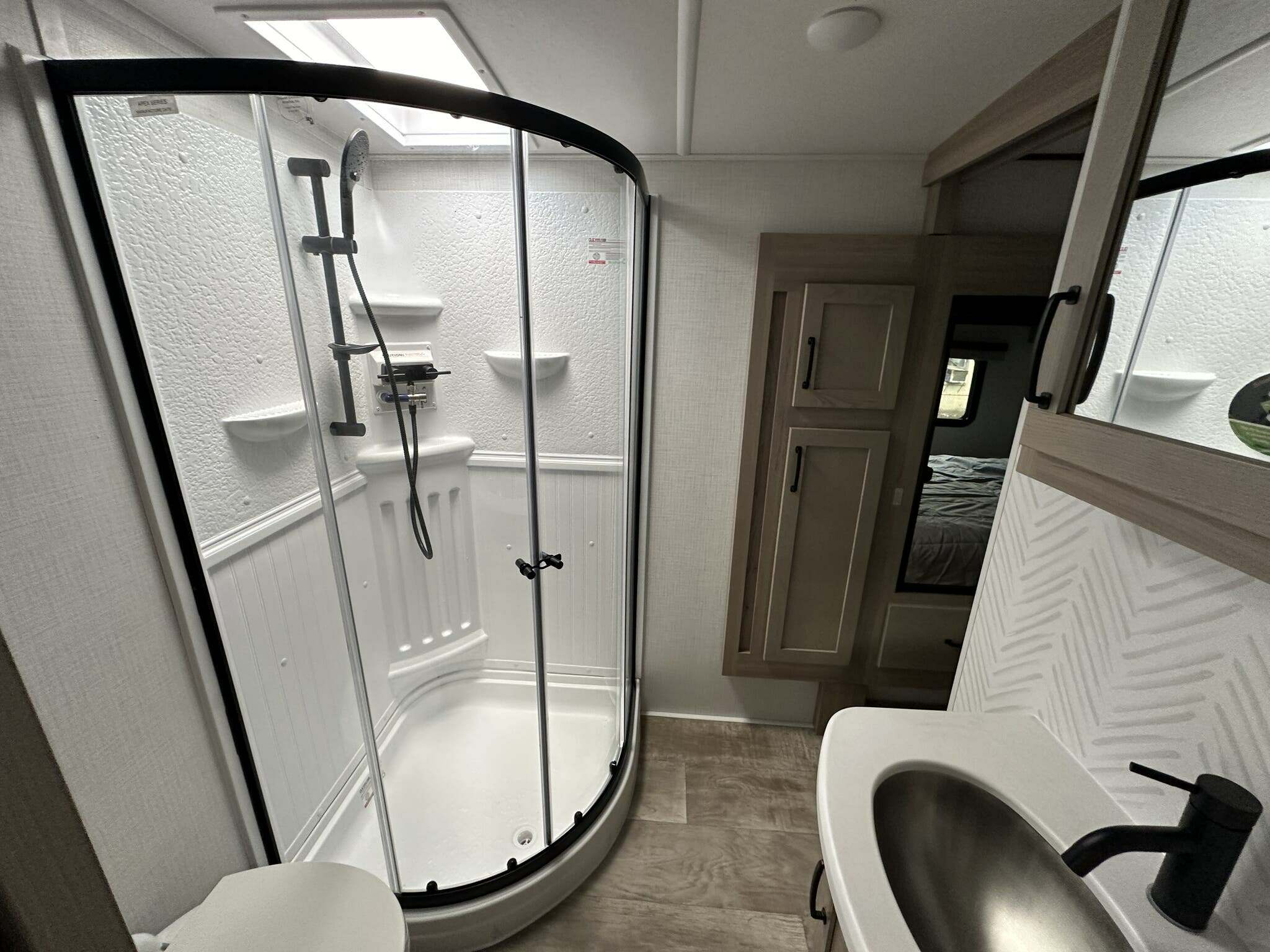 FOREST RIVER ROCKWOOD 374BH