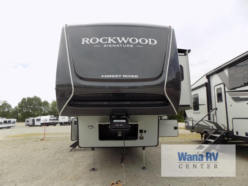 FOREST RIVER ROCKWOOD SIGNATURE R372RL