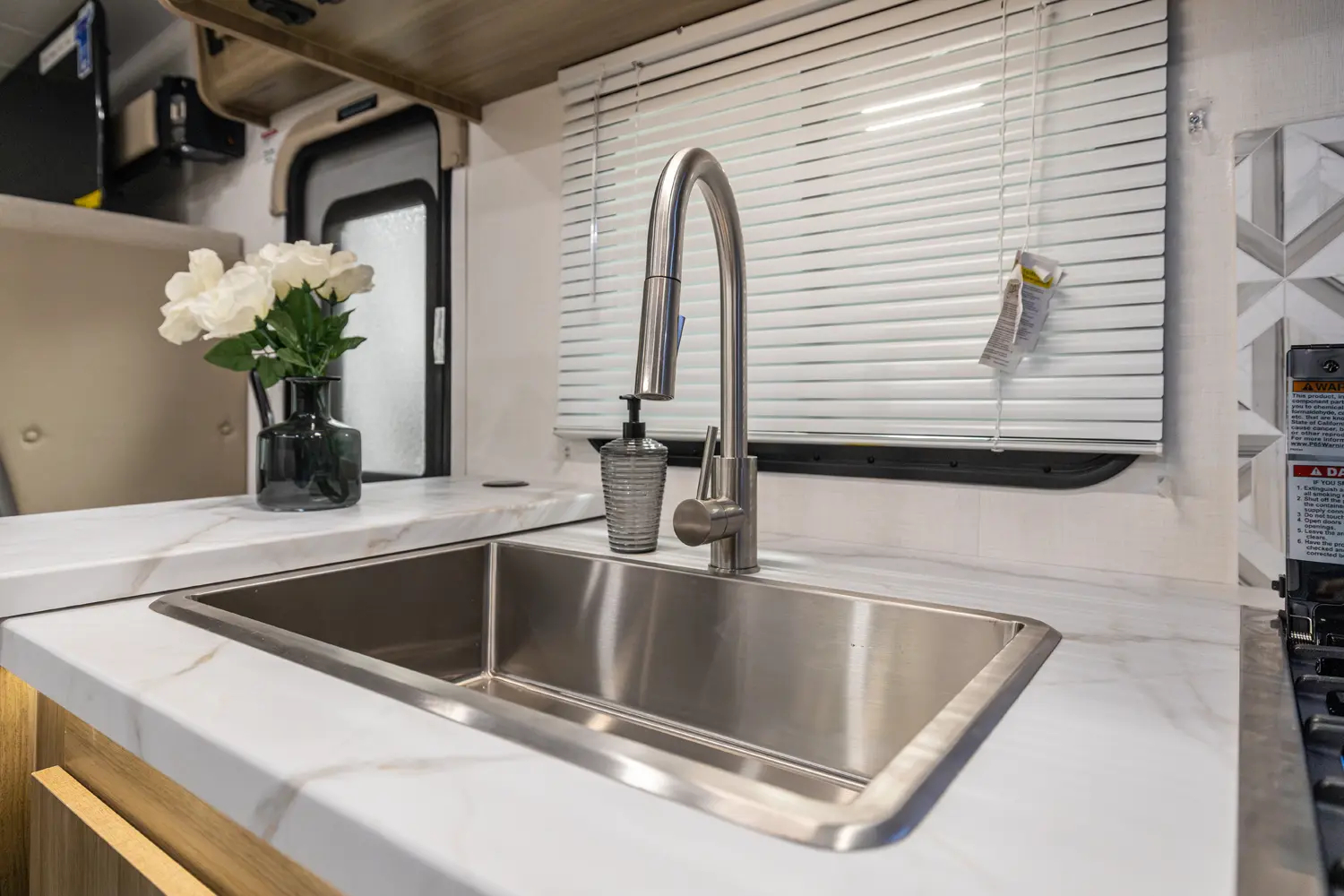 COACHMEN FREELANDER 23FS