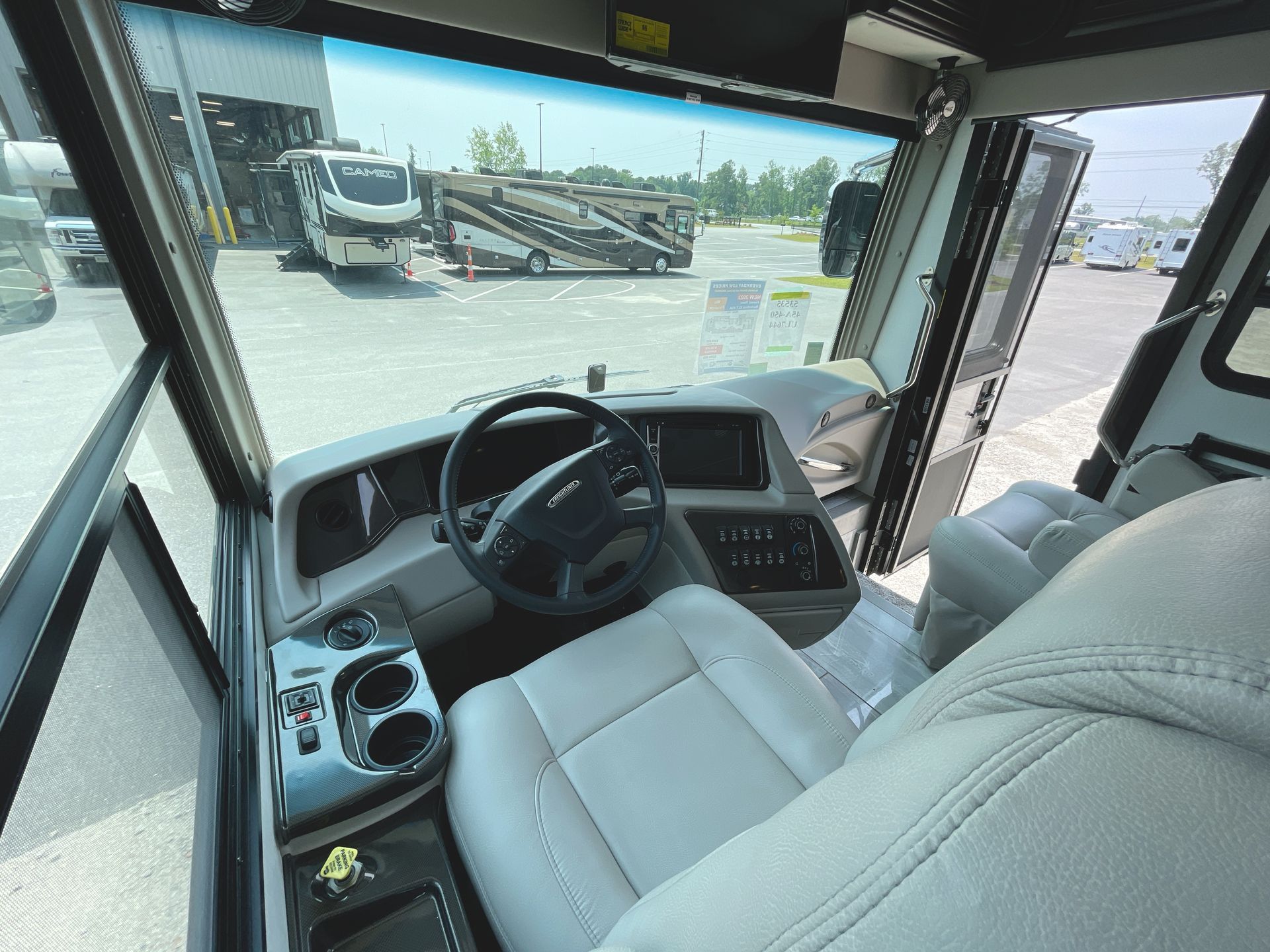Forest River Berkshire XLT 45A
