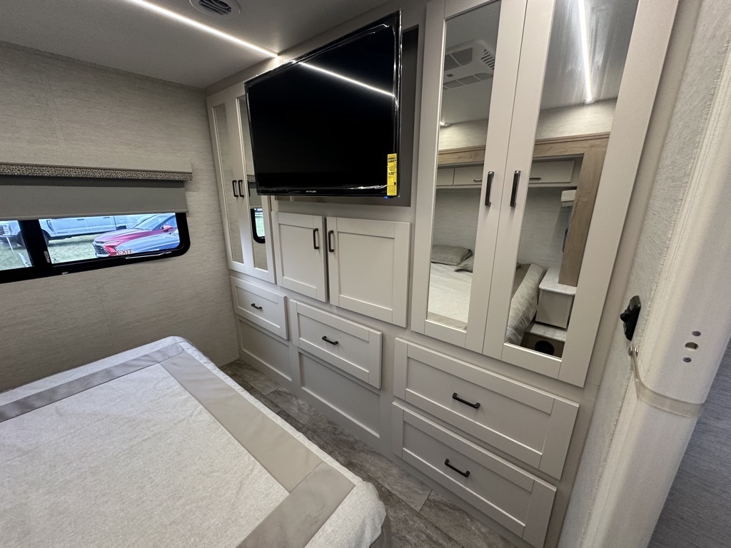 Gulf Stream Conquest 6320