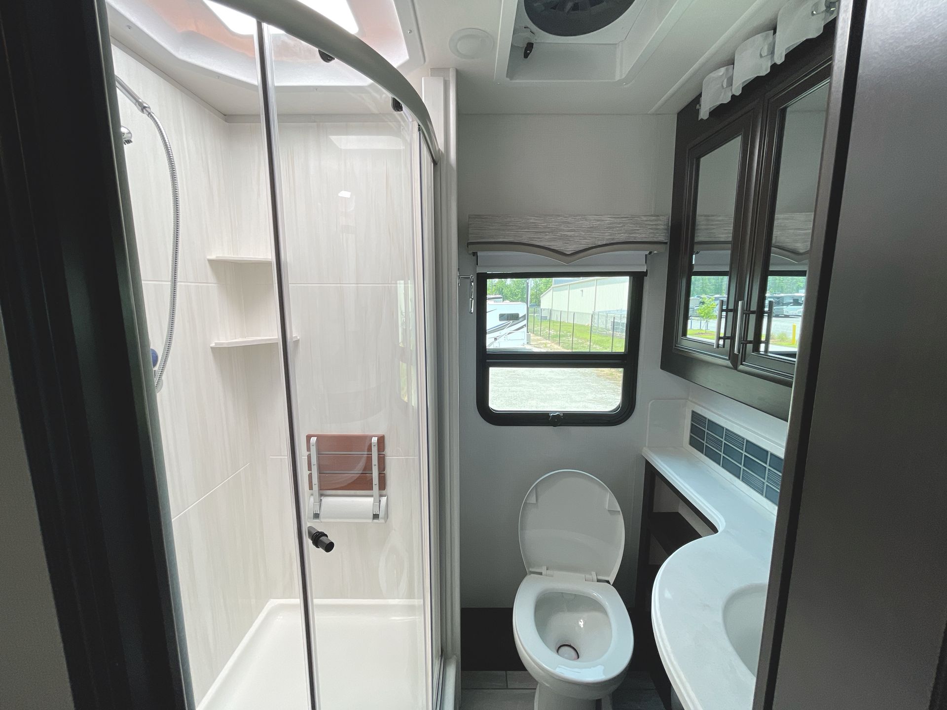 Forest River Berkshire XLT 45A