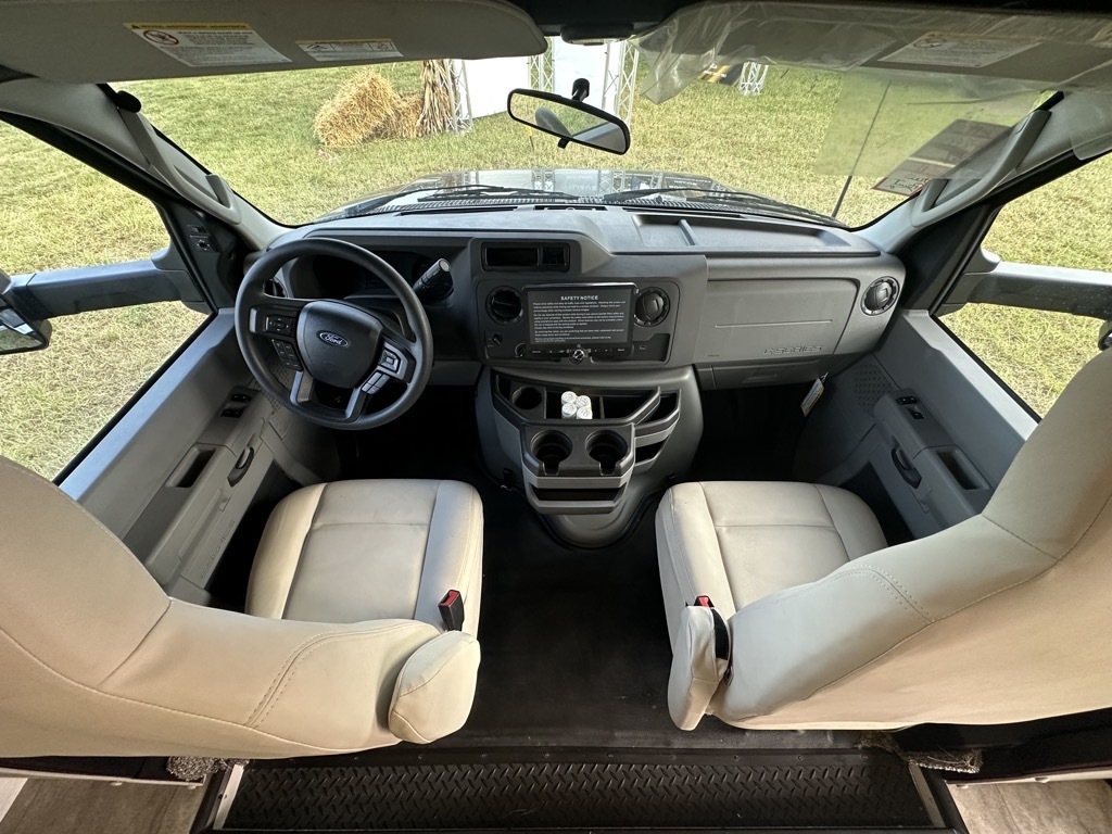Gulf Stream Conquest 6320