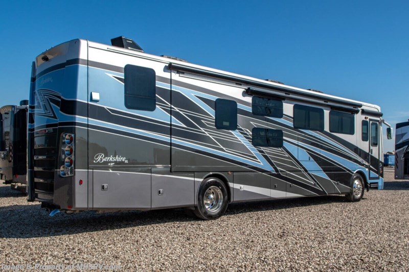 FOREST RIVER BERKSHIRE XL 40C