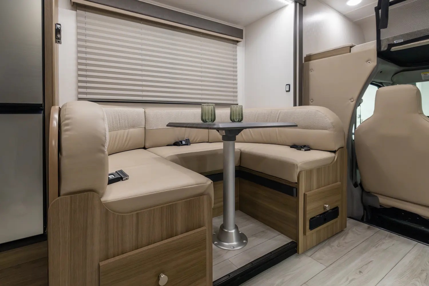 COACHMEN FREELANDER 23FS