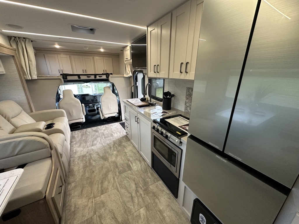 Gulf Stream Conquest 6320
