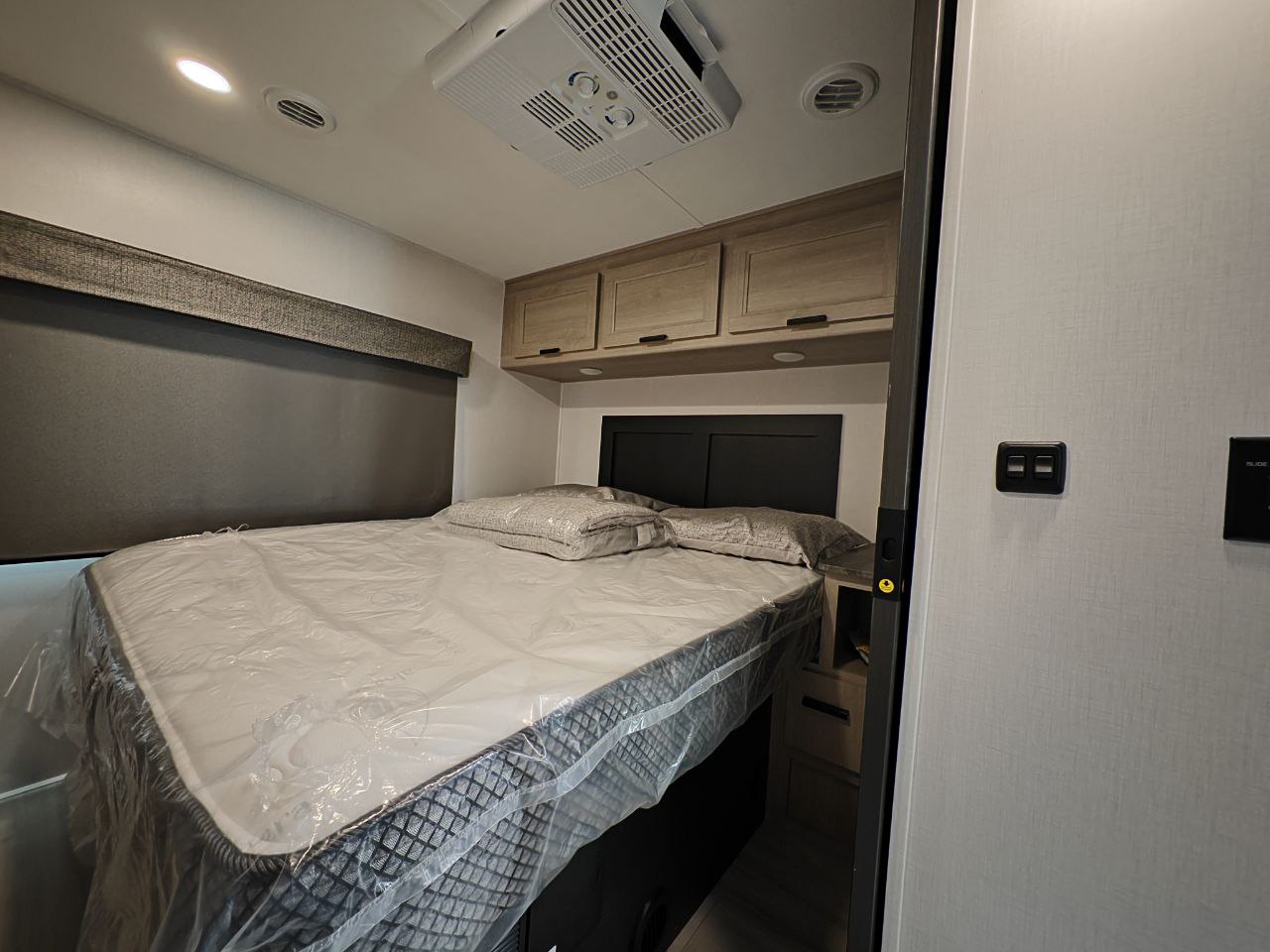 فورستر 3251DSLE/SLE