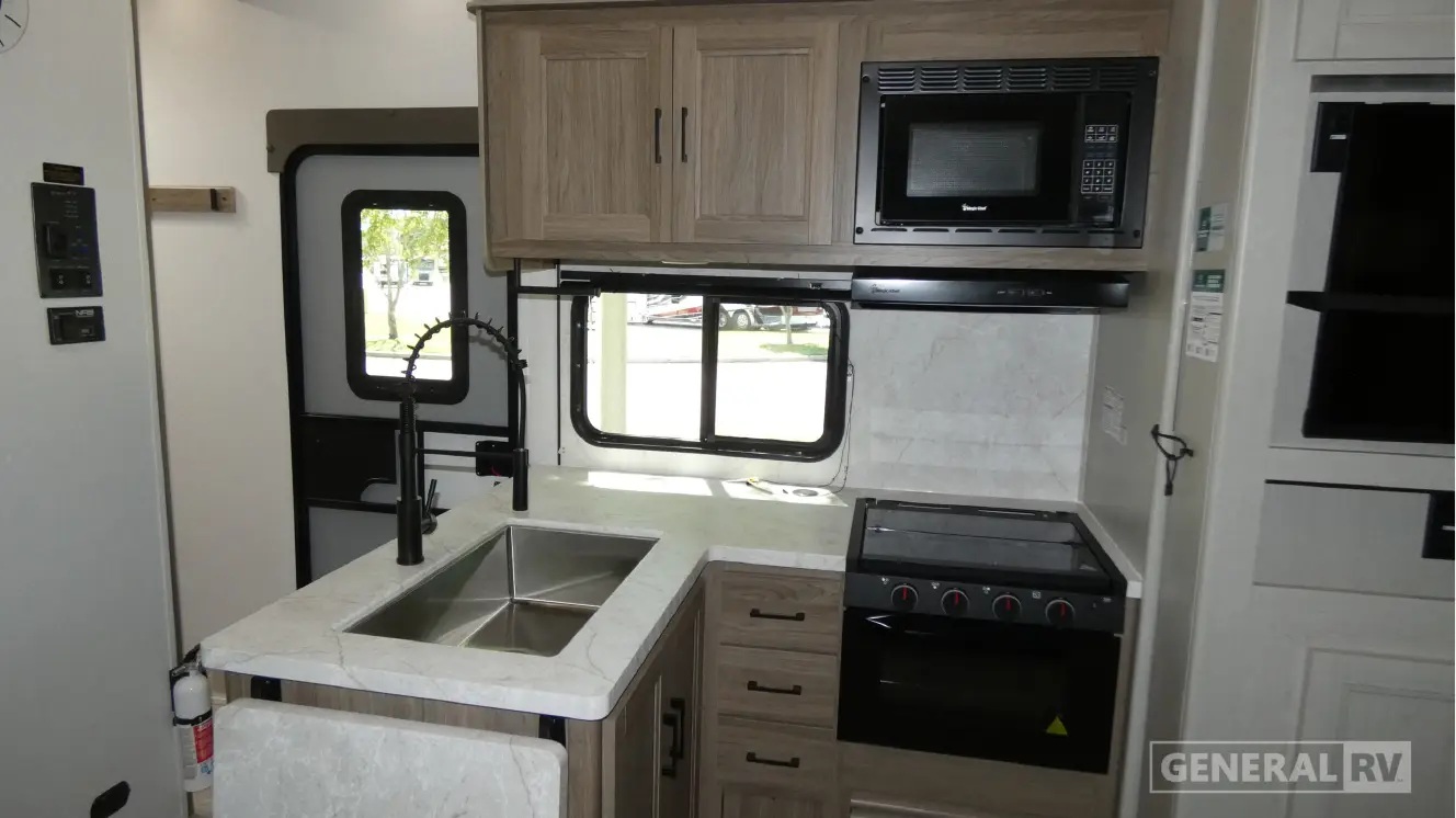 COACHMEN ADRENALINE 30GS