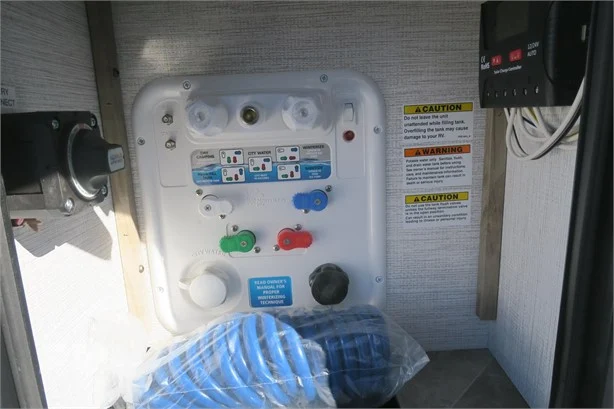 PALOMINO SOLAIR 208SS