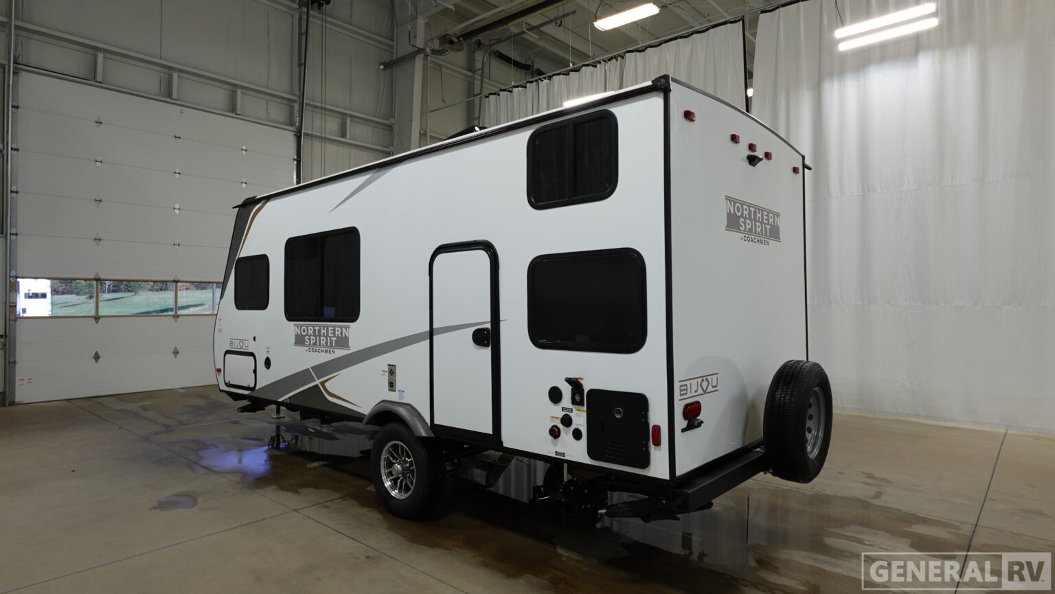 COACHMEN NORTHERN SPIRIT BIJOU 17BHB