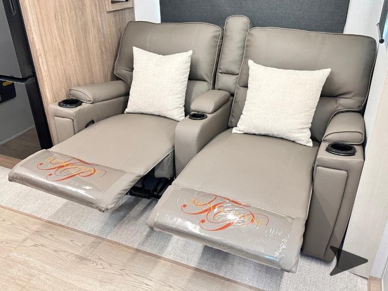 FREEDOM EXPRESS ULTRA LITE 271BHE
