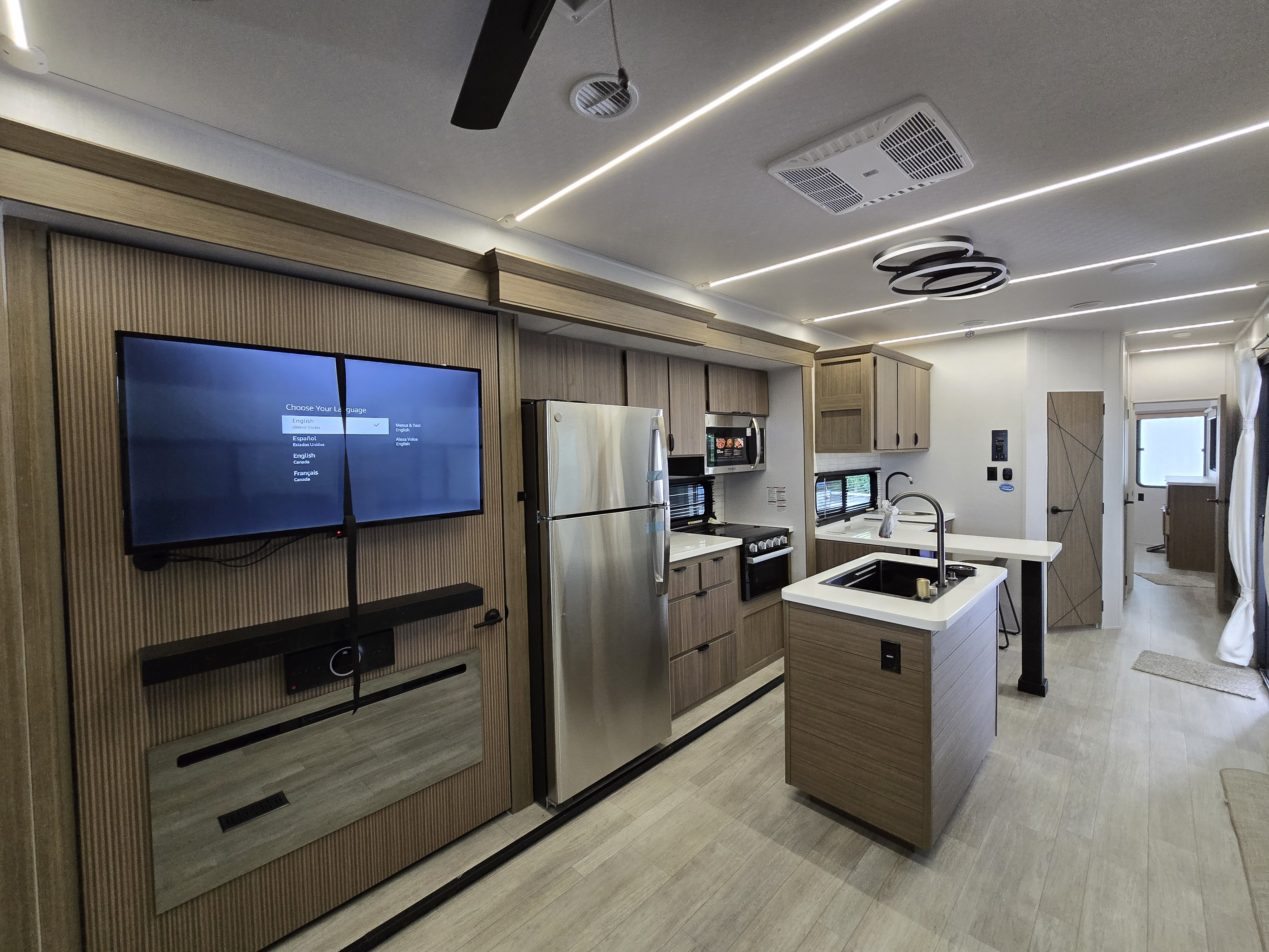 FOREST RIVER SALEM VILLA 40RLB