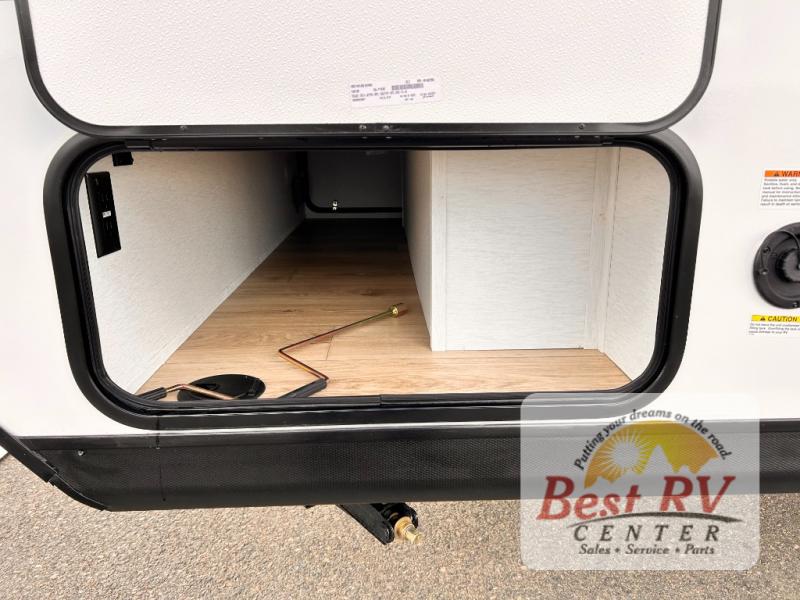 Coachmen Apex NANO 183BH