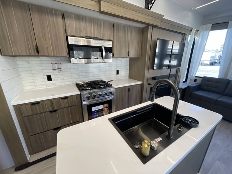 FOREST RIVER SALEM GRAND VILLA 42FLDL