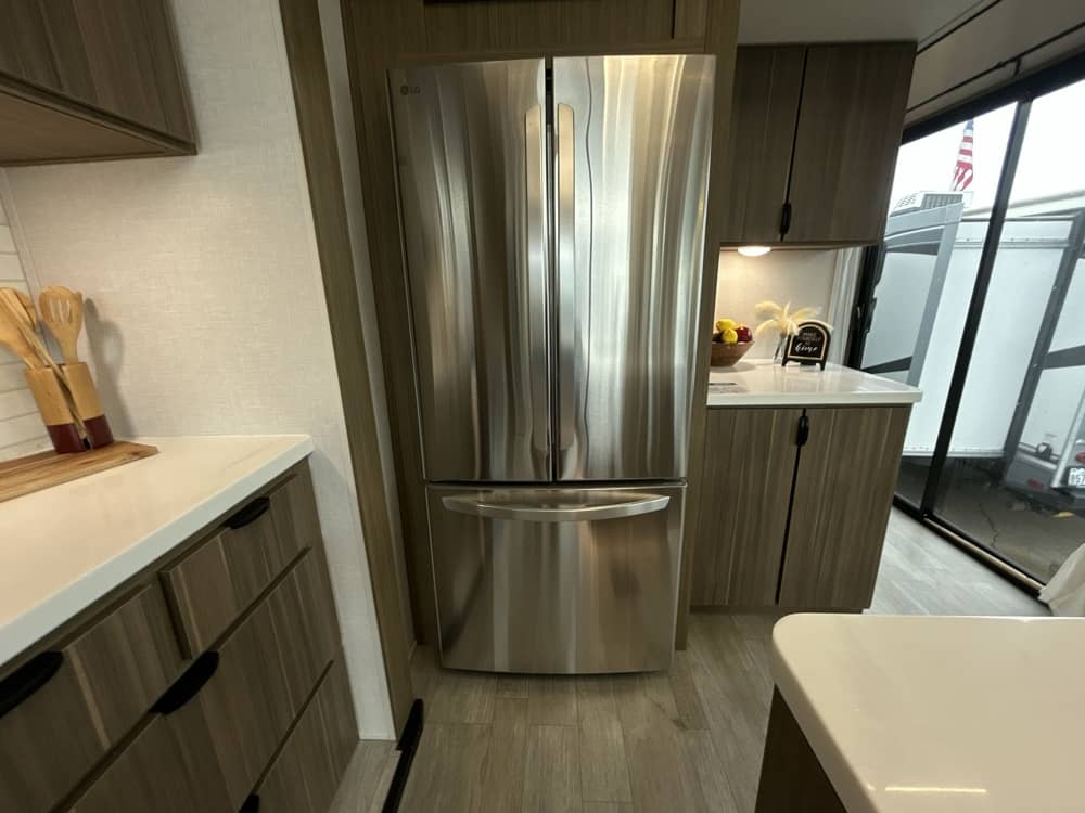 FOREST RIVER Salem Grand Villa 42DL