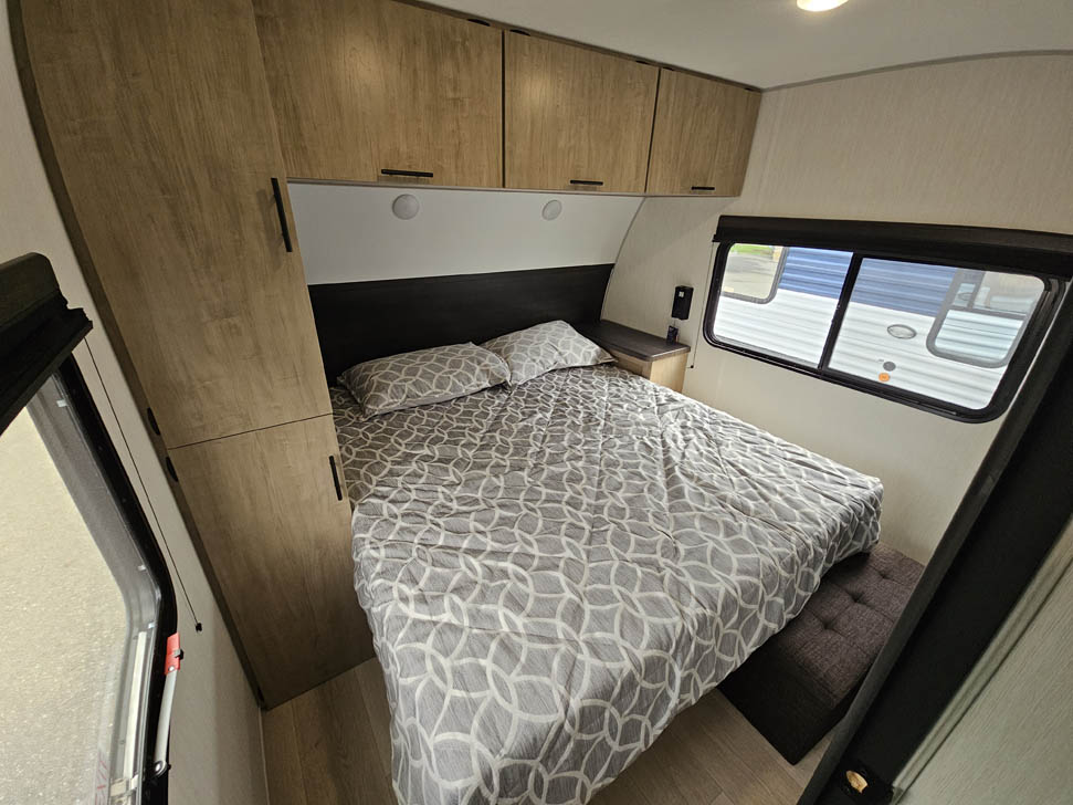 CHEROKEE GREY WOLF 29TE
