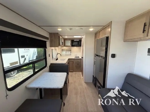 Gulf Stream Ameri-Lite 199RK
