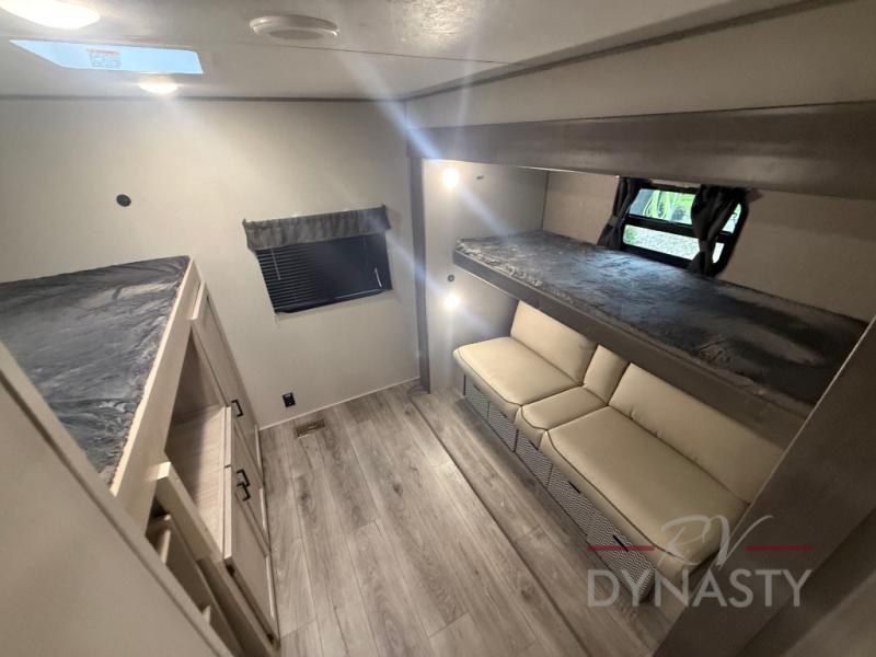 COACHMEN CATALINA LEGACY EDITION 323BHDSCK
