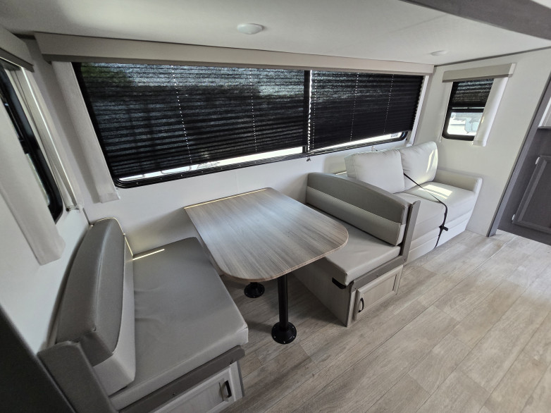 COACHMEN CATALINA LEGACY EDITION 333DBDSCK