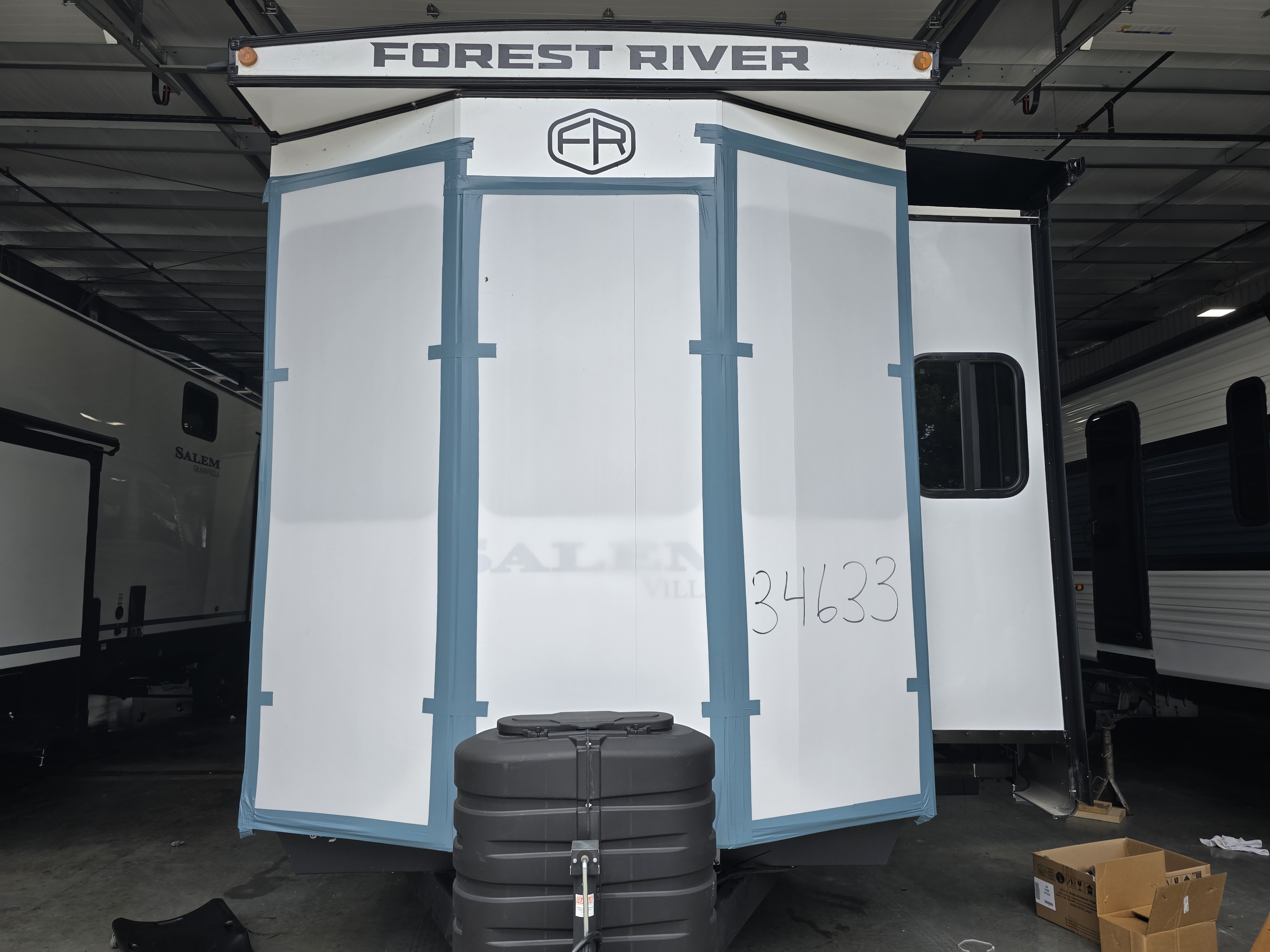 FOREST RIVER SALEM VILLA 40RLB