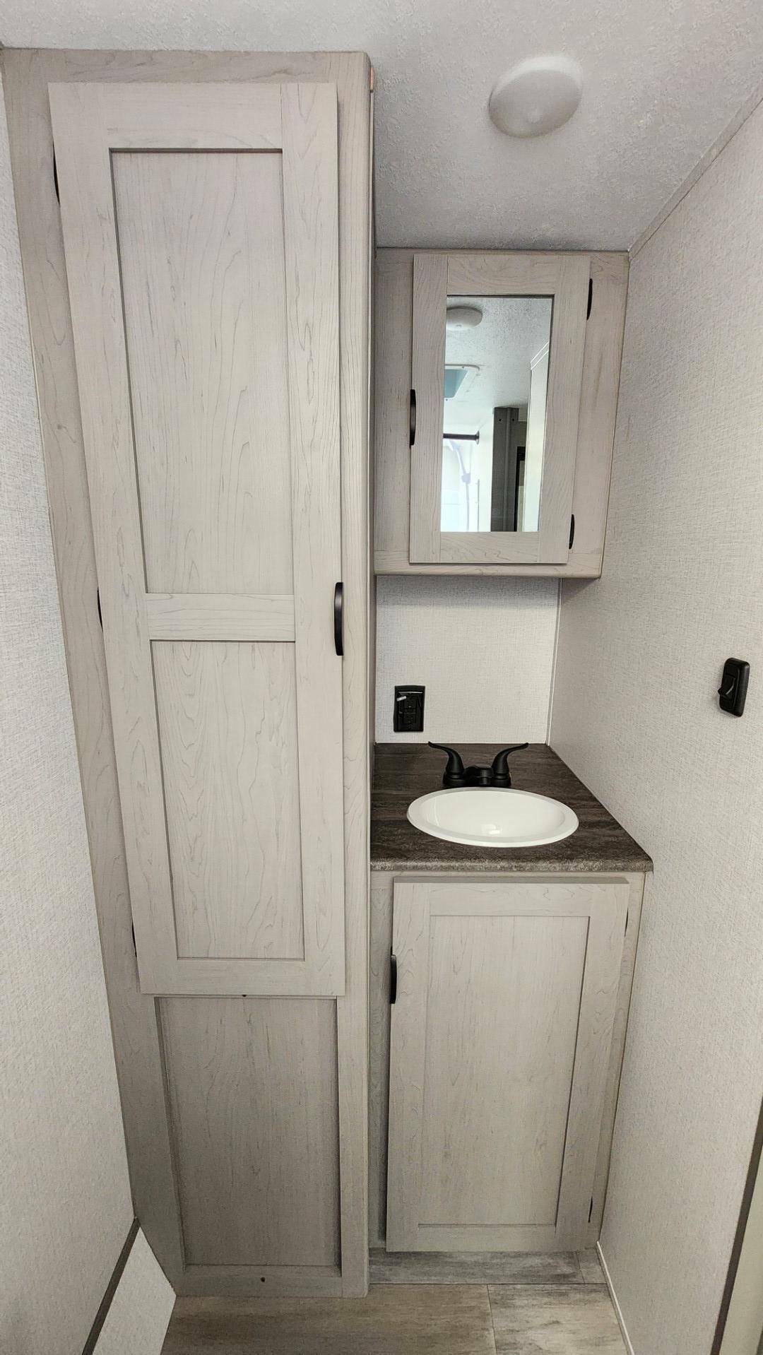 COACHMEN CLIPPER 18FQ