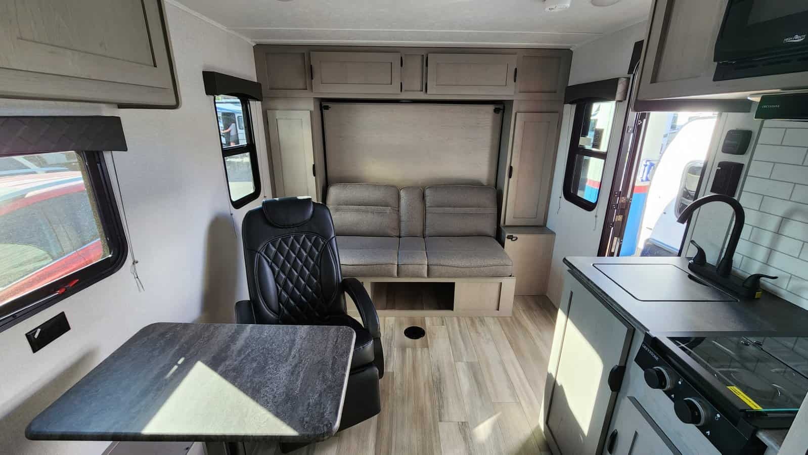 COACHMEN CLIPPER 18FQ