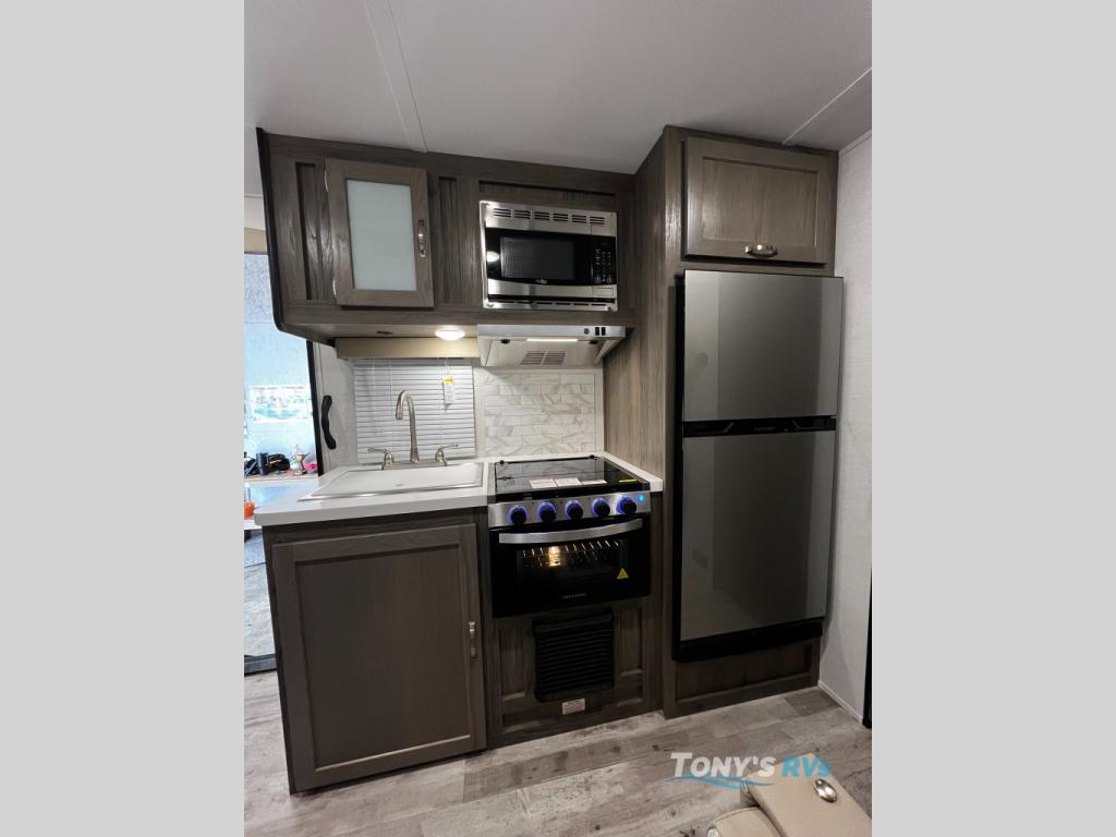 GULF STREAM ENVISION 18RBD