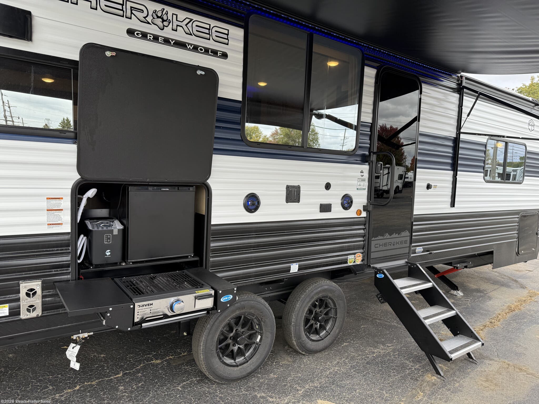 CHEROKEE GREY WOLF 26SS
