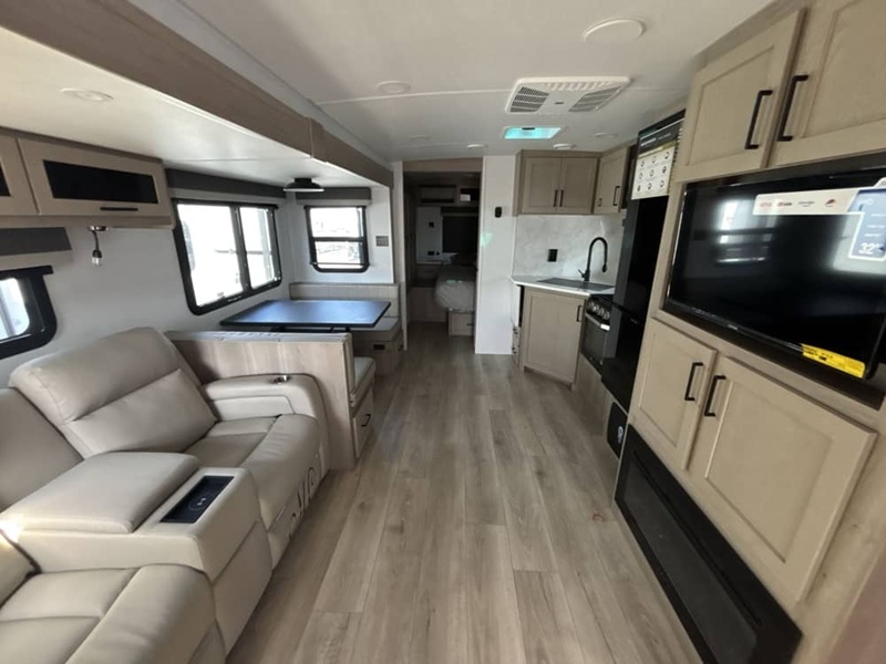 FOREST RIVER ROCKWOOD ULTRA LITE 2606WS