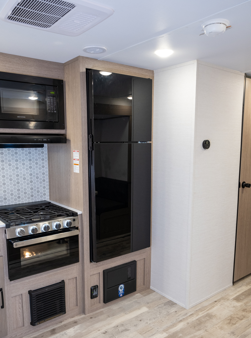 Gulf Stream Ameri-Lite 274QB