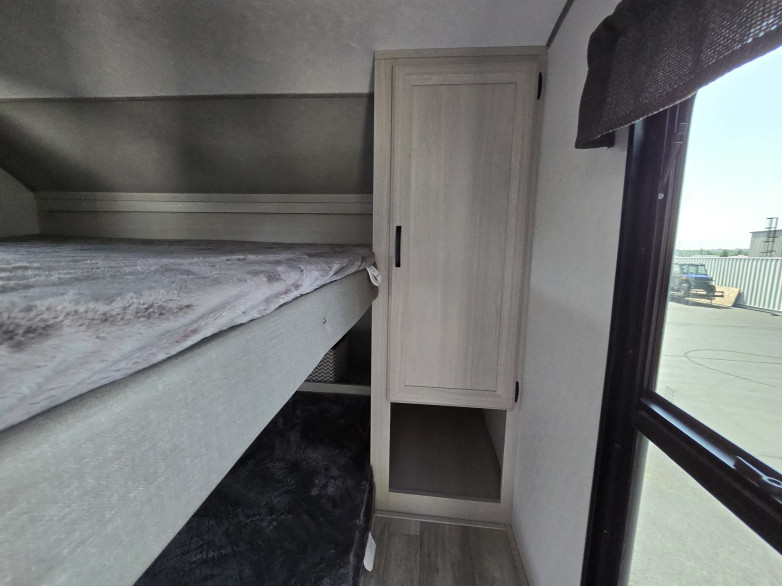 COACHMEN CATALINA LEGACY EDITION 333DBDSCK