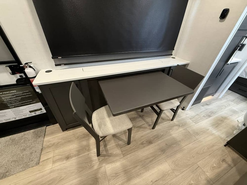 FOREST RIVER ROCKWOOD ULTRA LITE 301FKT