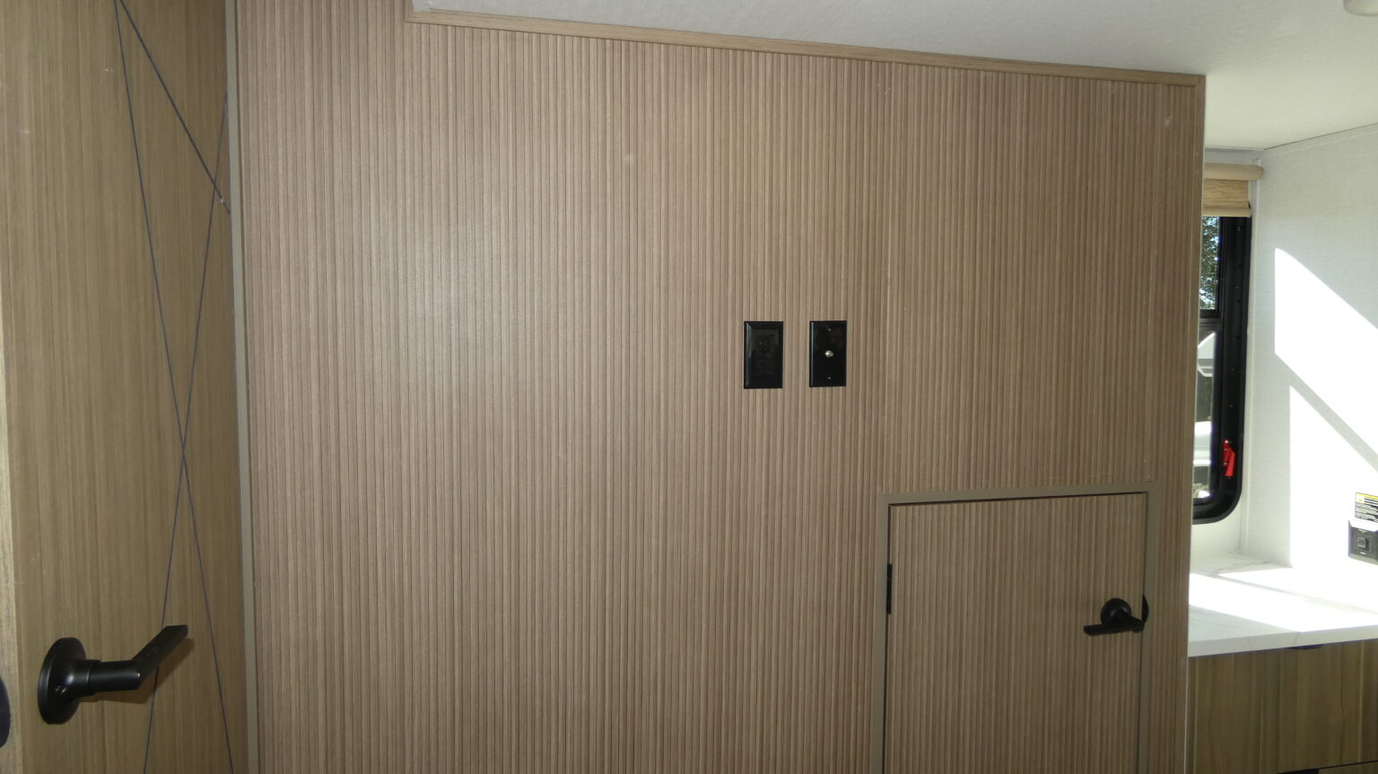 FOREST RIVER SALEM VILLA 40ZZZ