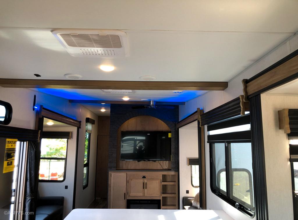 FOREST RIVER CHEROKEE 39SR