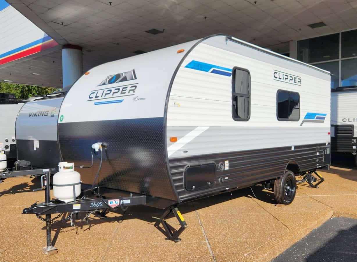 COACHMEN CLIPPER 18FQ