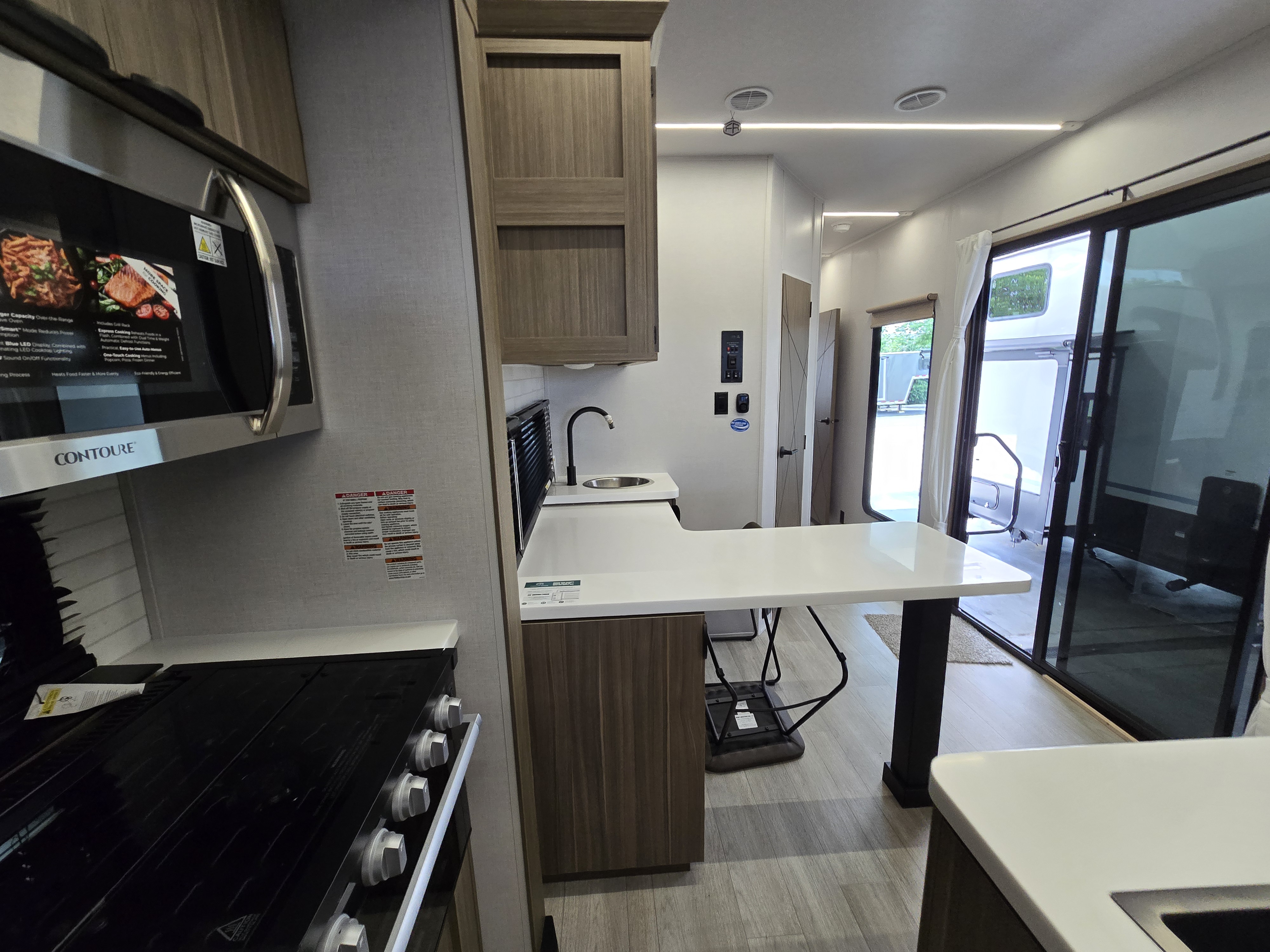 FOREST RIVER SALEM VILLA 40RLB