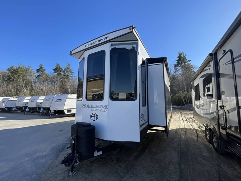 FOREST RIVER SALEM GRAND VILLA 42FLDL
