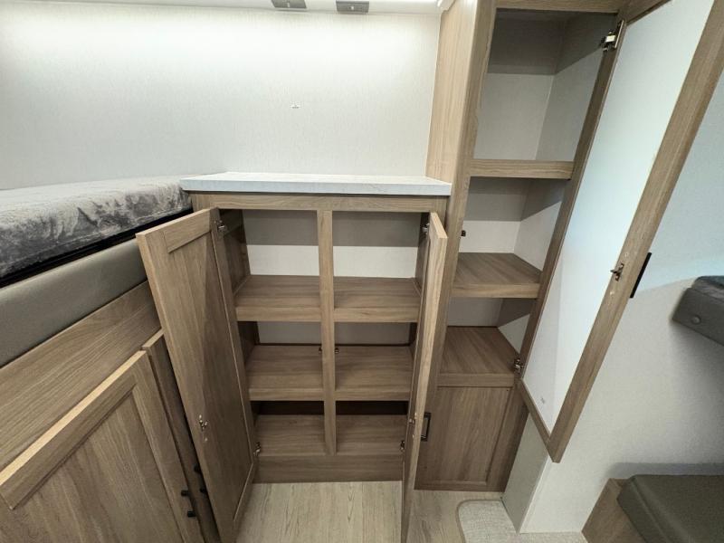COACHMEN FREEDOM EXPRESS ULTRA LITE 320BHDS