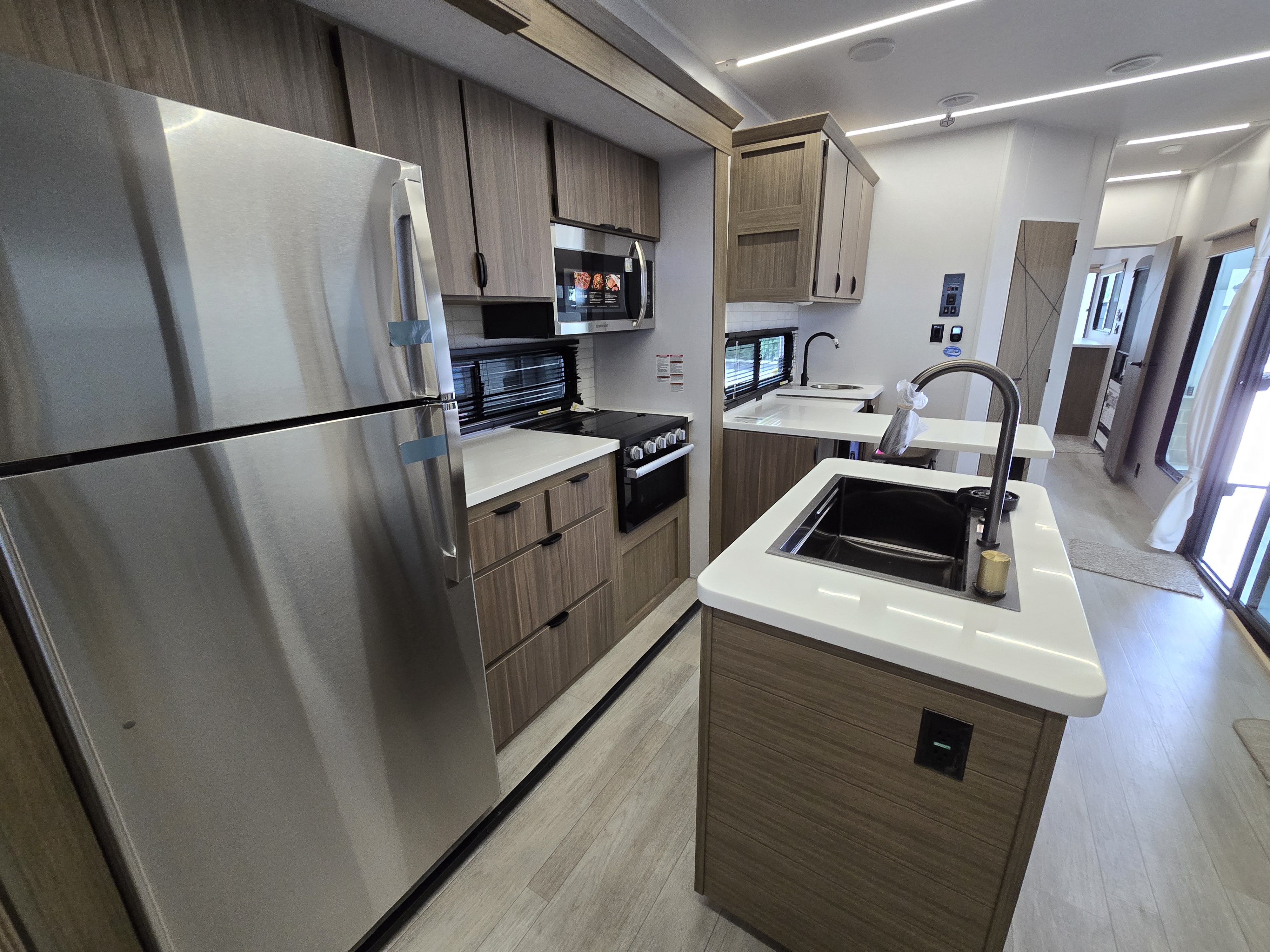 FOREST RIVER SALEM VILLA 40RLB