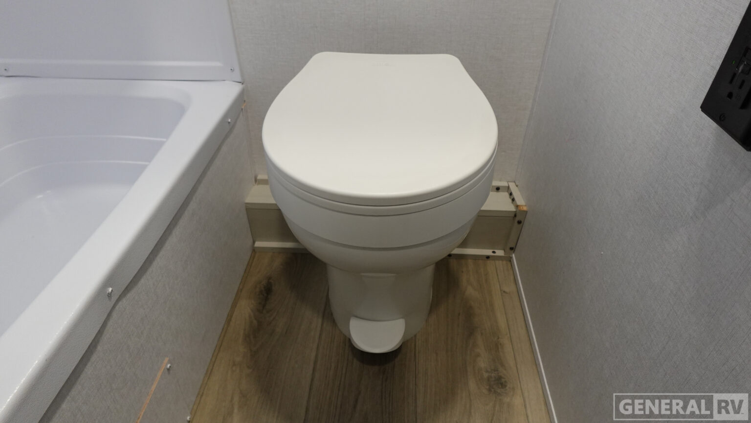 COACHMEN NORTHERN SPIRIT BIJOU 17BHB