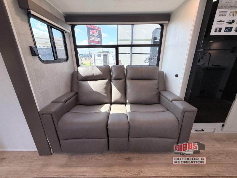 COACHMEN NORTHERN SPIRIT 3070BH