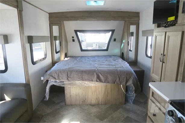 PALOMINO SOLAIR 208SS