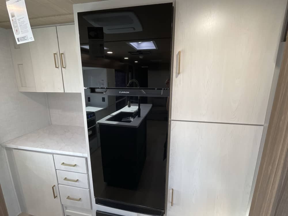 FOREST RIVER VIBE 3400XL