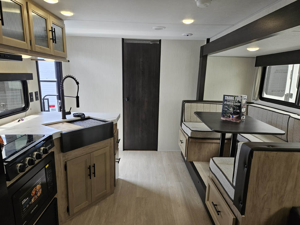 CHEROKEE GREY WOLF 29TE