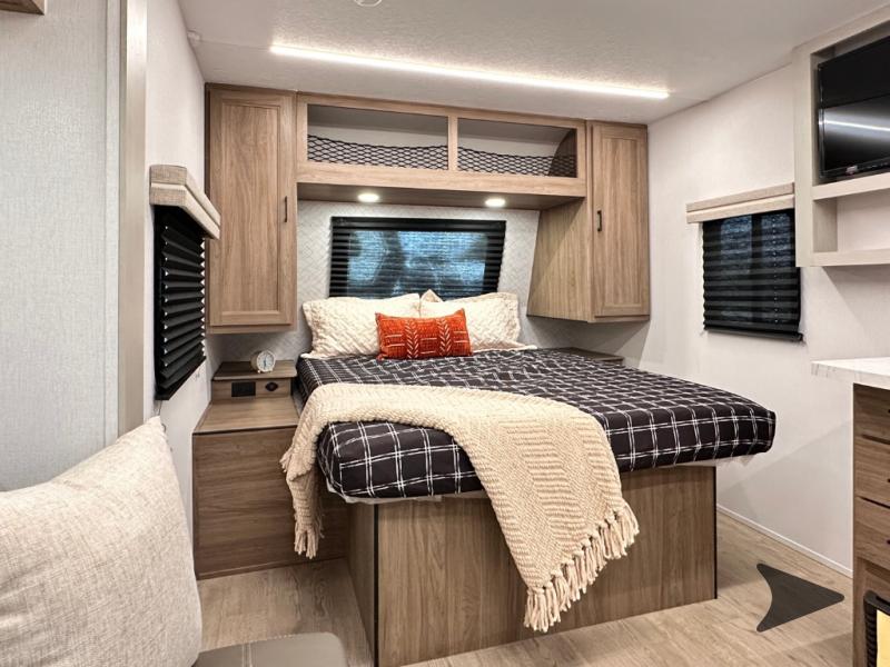 FREEDOM EXPRESS SELECT 19SE