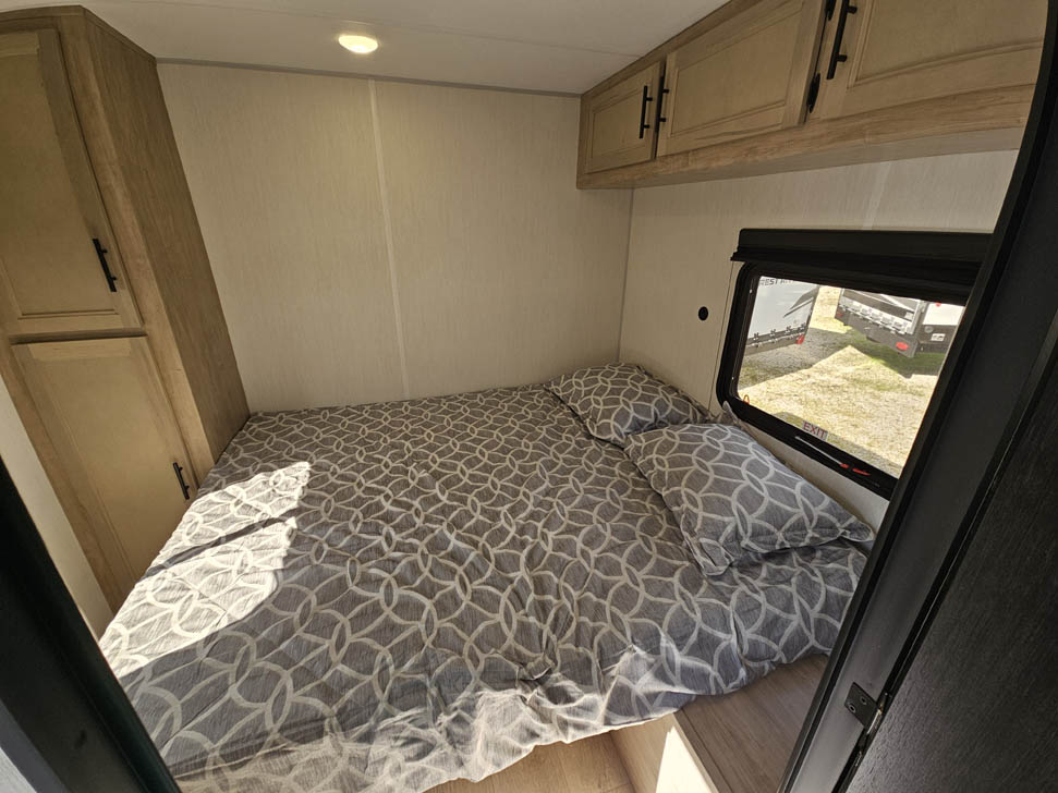 CHEROKEE GREY WOLF 29QB