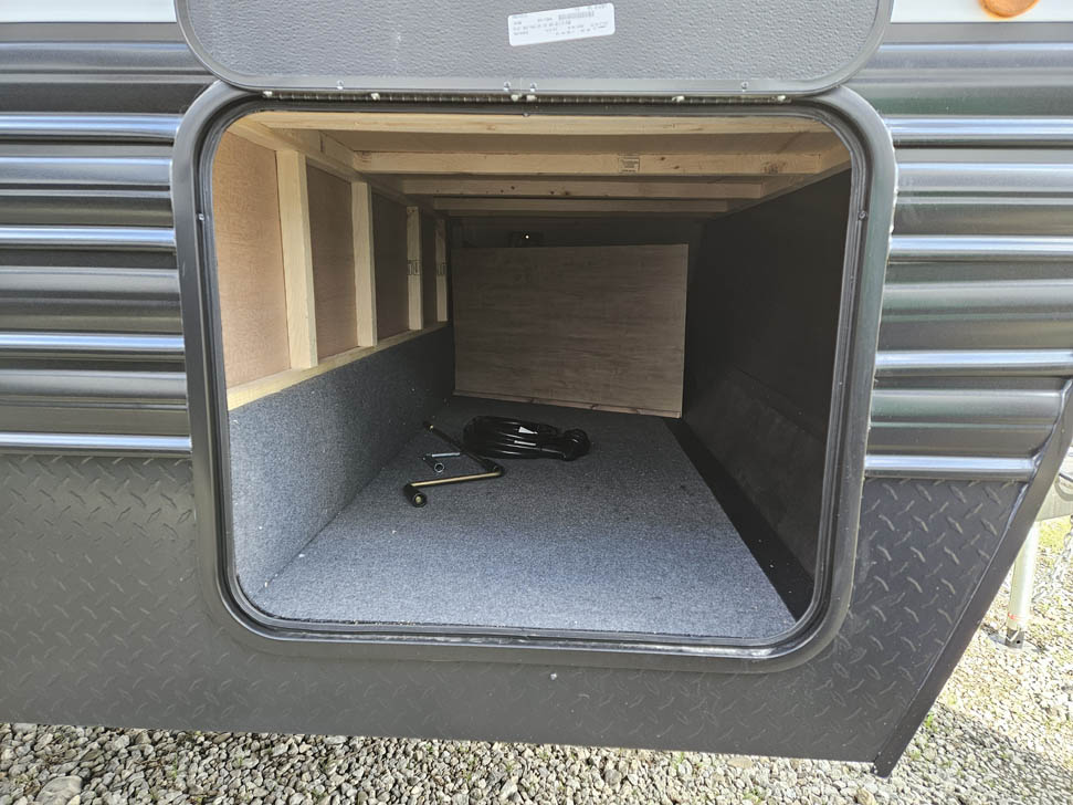 CHEROKEE GREY WOLF 29QB